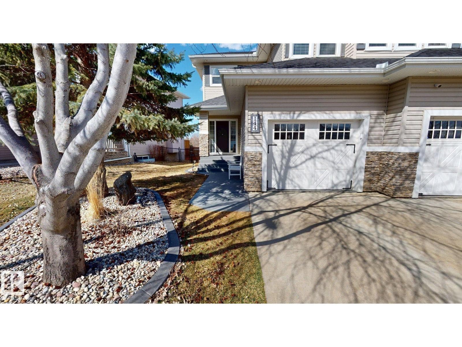 144 REICHERT DR photo 2