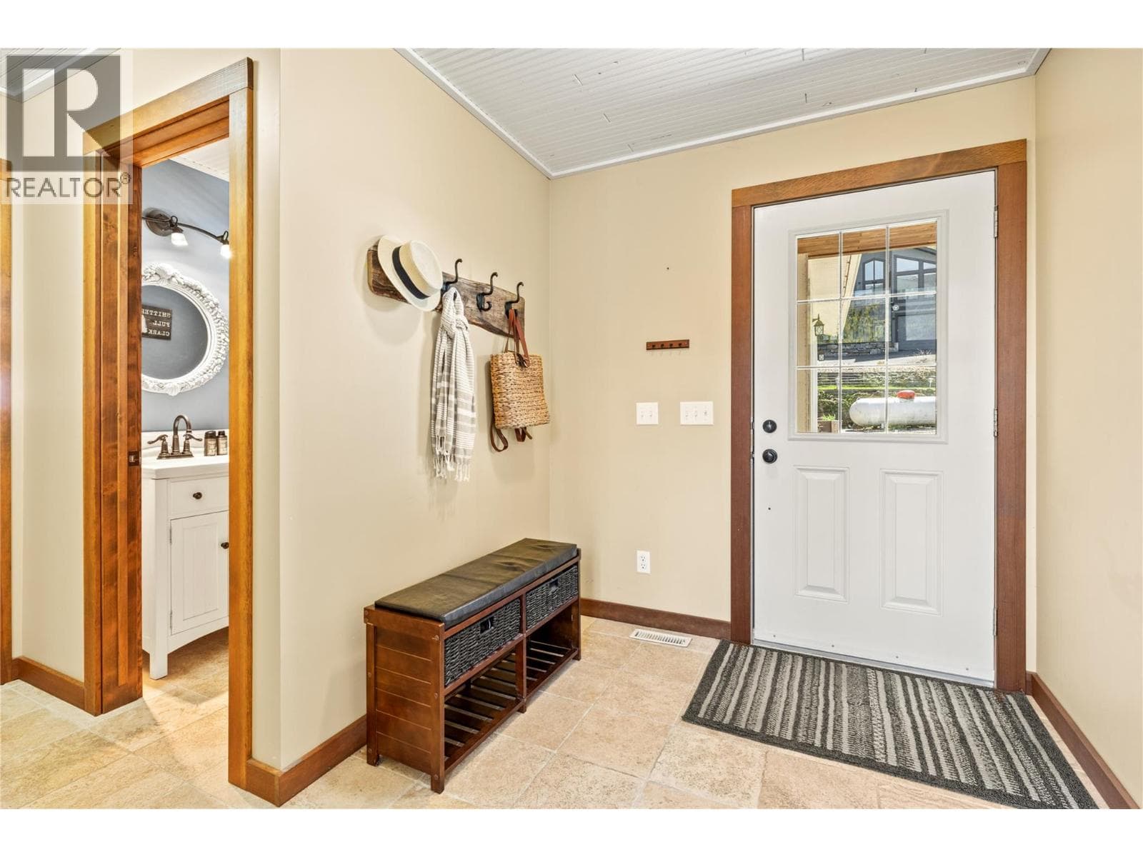 6421 Eagle Bay Road Unit# 73 photo 4