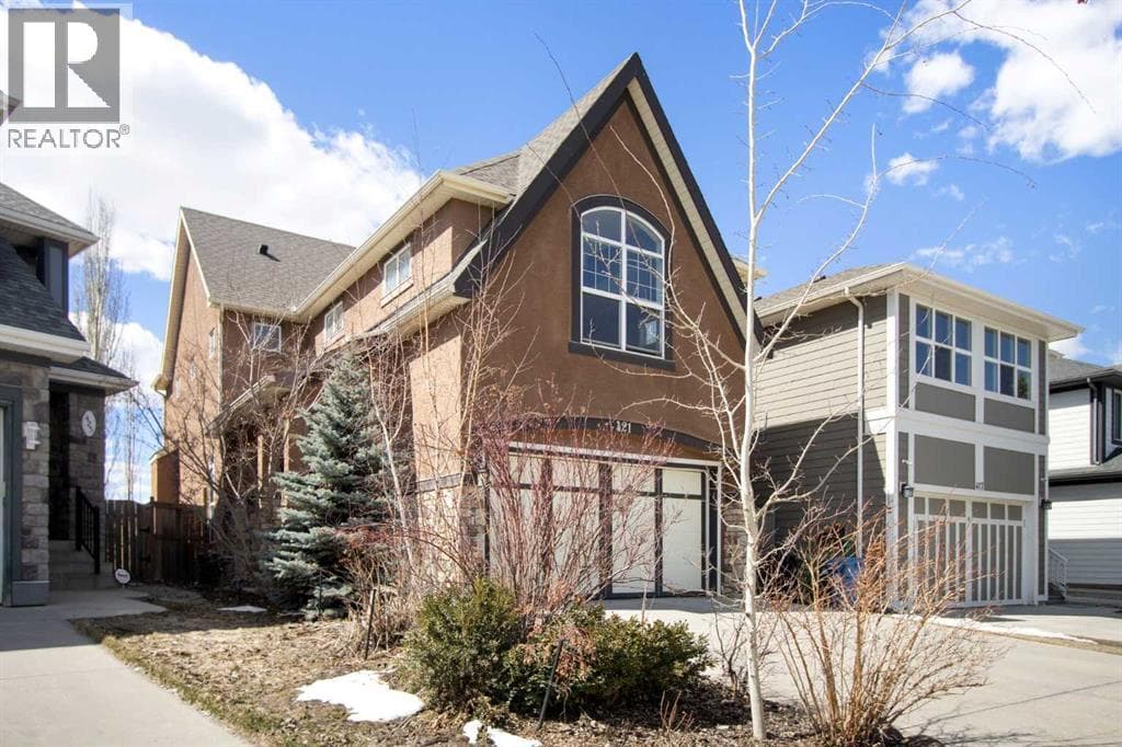 3 bed 3 bath single family at 421 Mahogany Court SE — $740,000