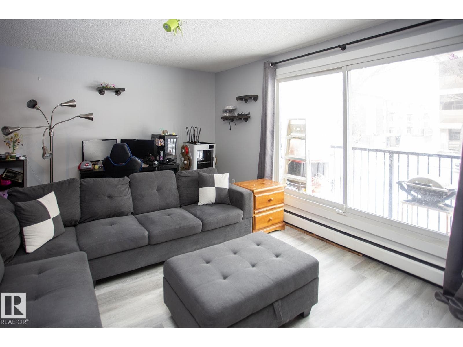 1 bed 1 bath single family at #201 10606 123 ST NW — $115,000