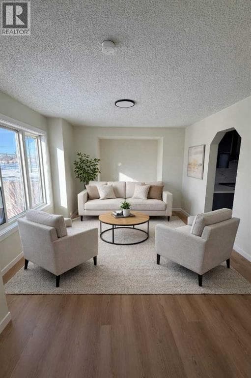 107 Harvest Oak Crescent NE photo 2