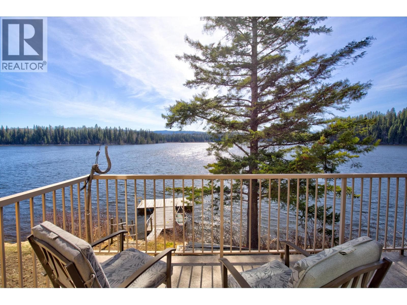 2405 STARLIKE LAKE ROAD photo 3