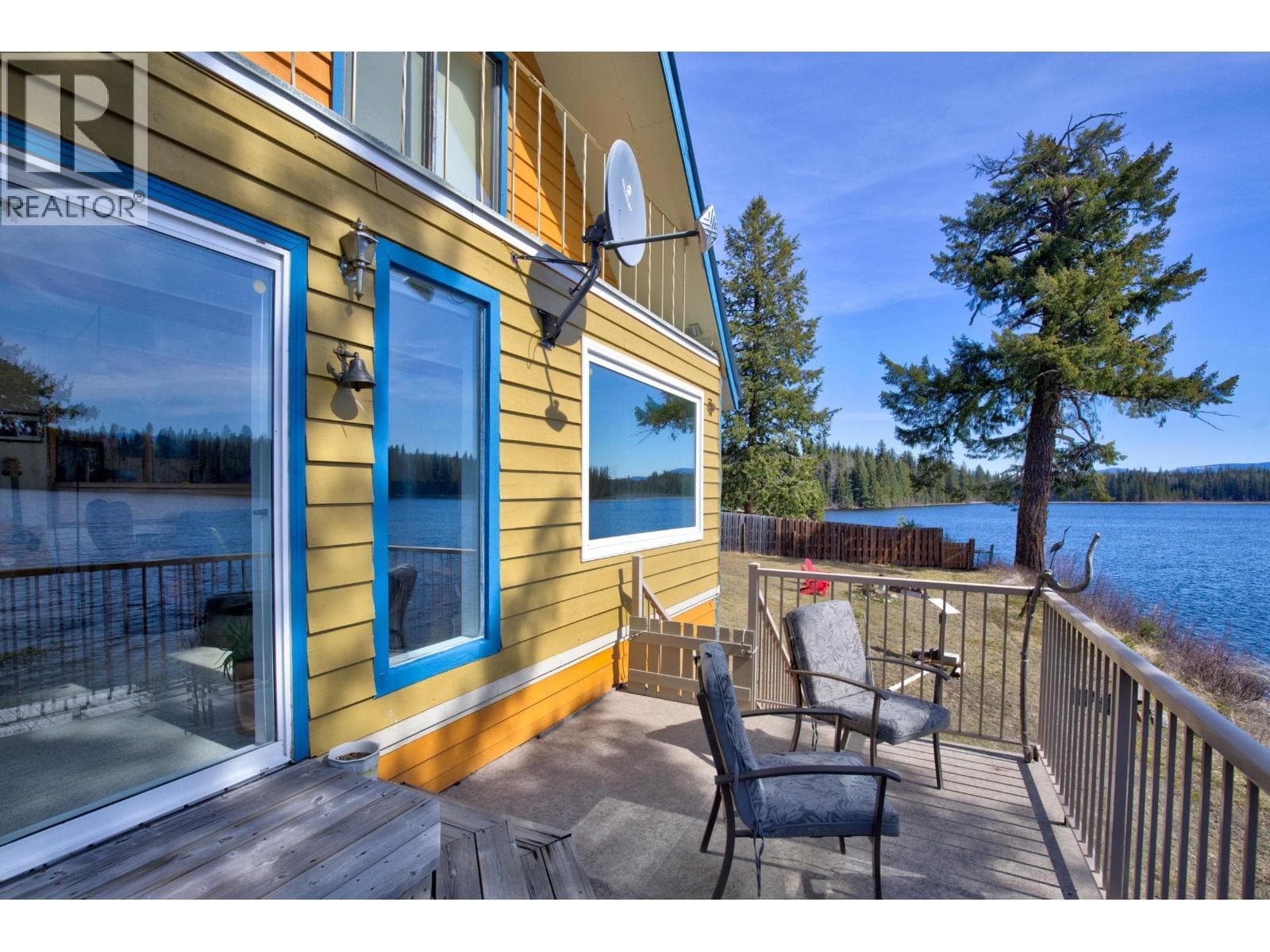 2405 STARLIKE LAKE ROAD photo 2