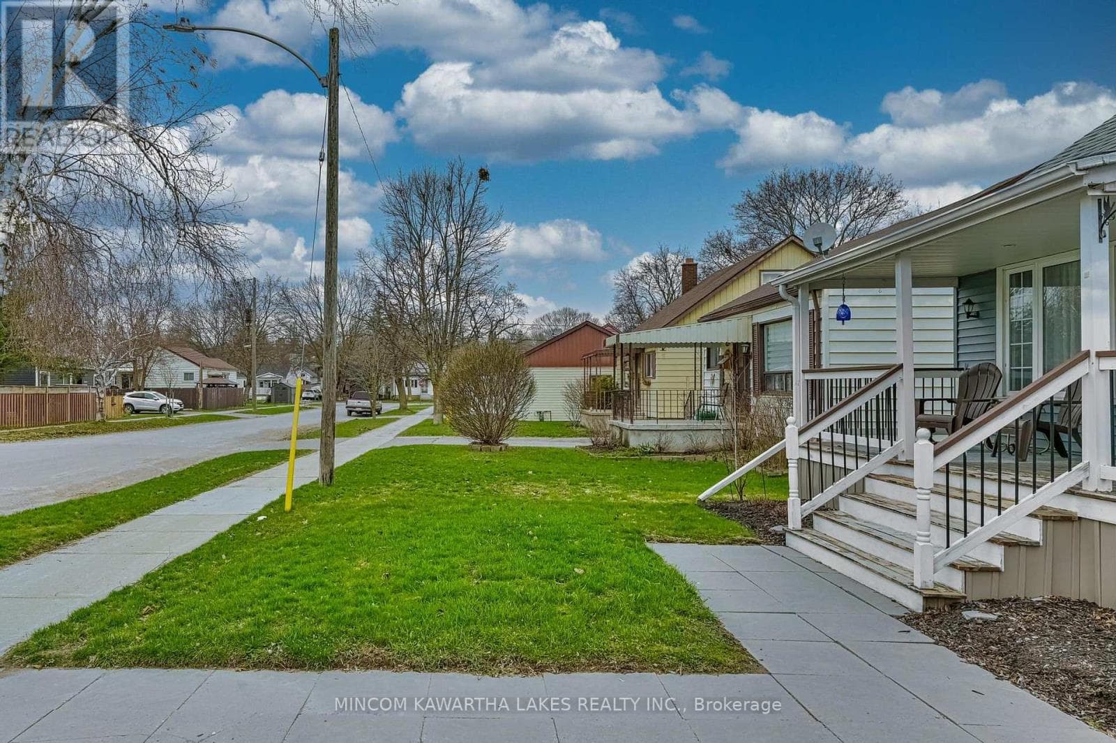 374 GRADY AVENUE photo 3
