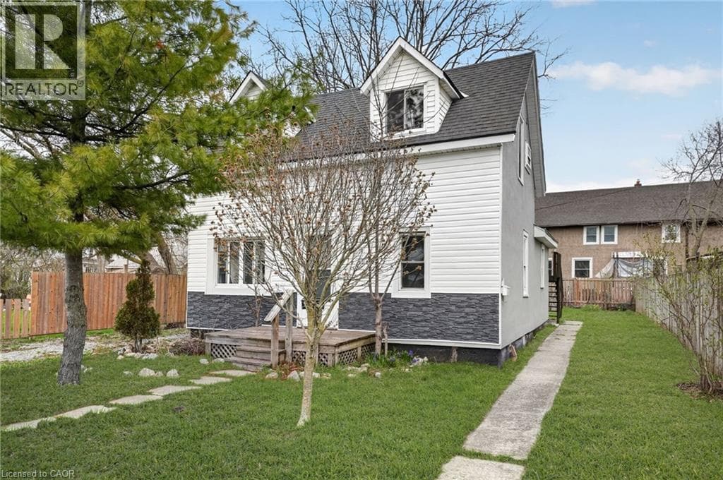 172 FRASER Street photo 2