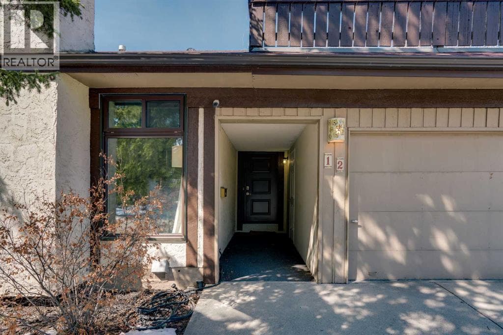 12 Oakvale Place SW — photo 4