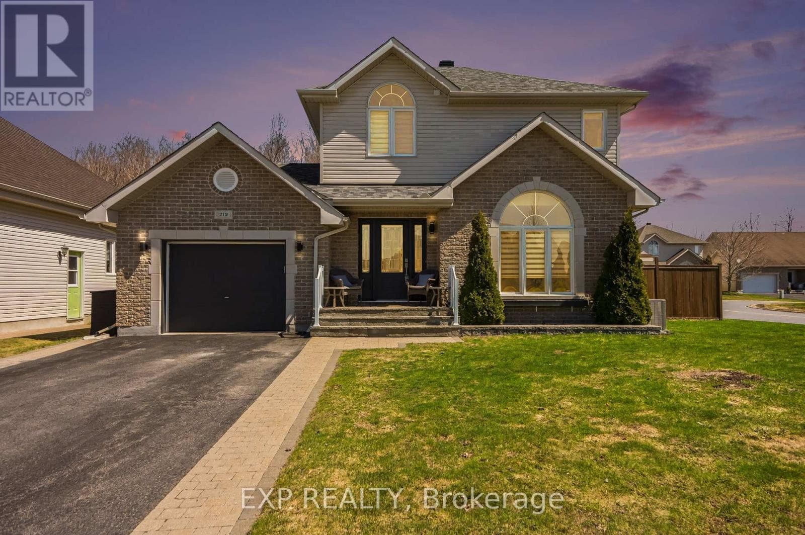 3 bed 3 bath single family at 212 JASPER CRESCENT — $699,900