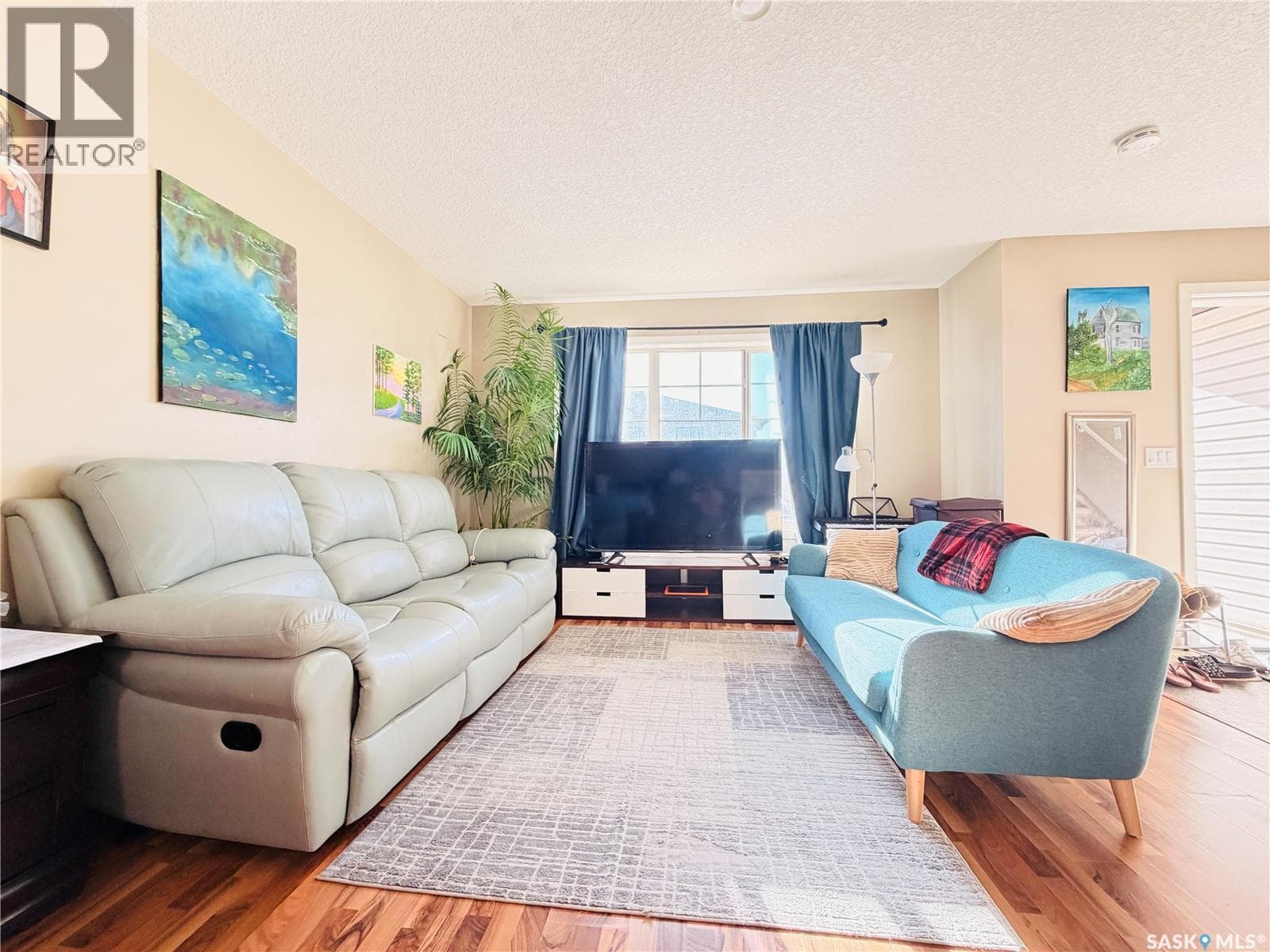 105 5051 JAMES HILL ROAD — photo 5