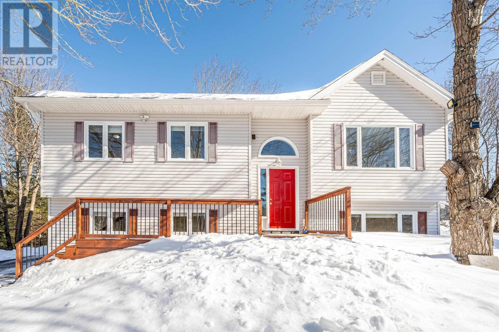 5 bed 2 bath single family at 19 Kilbride Drive — $598,000