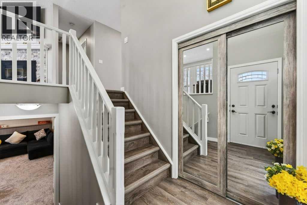 96 Templehill Drive NE photo 5