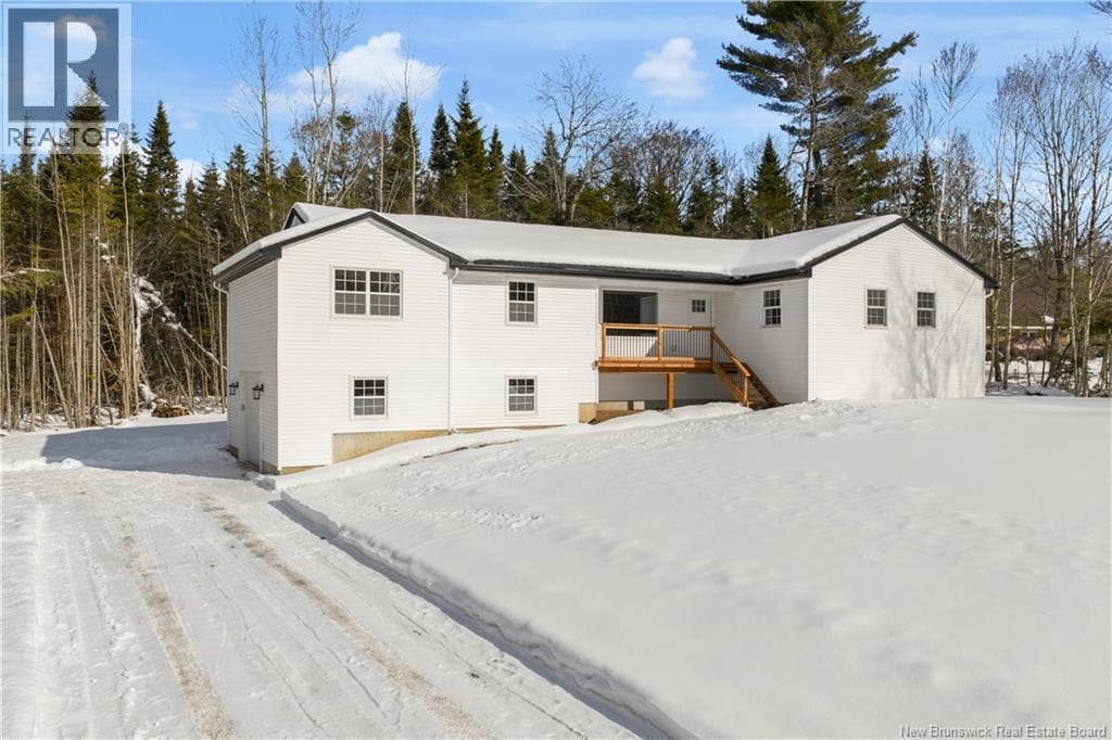 327 Robertson Road photo 4