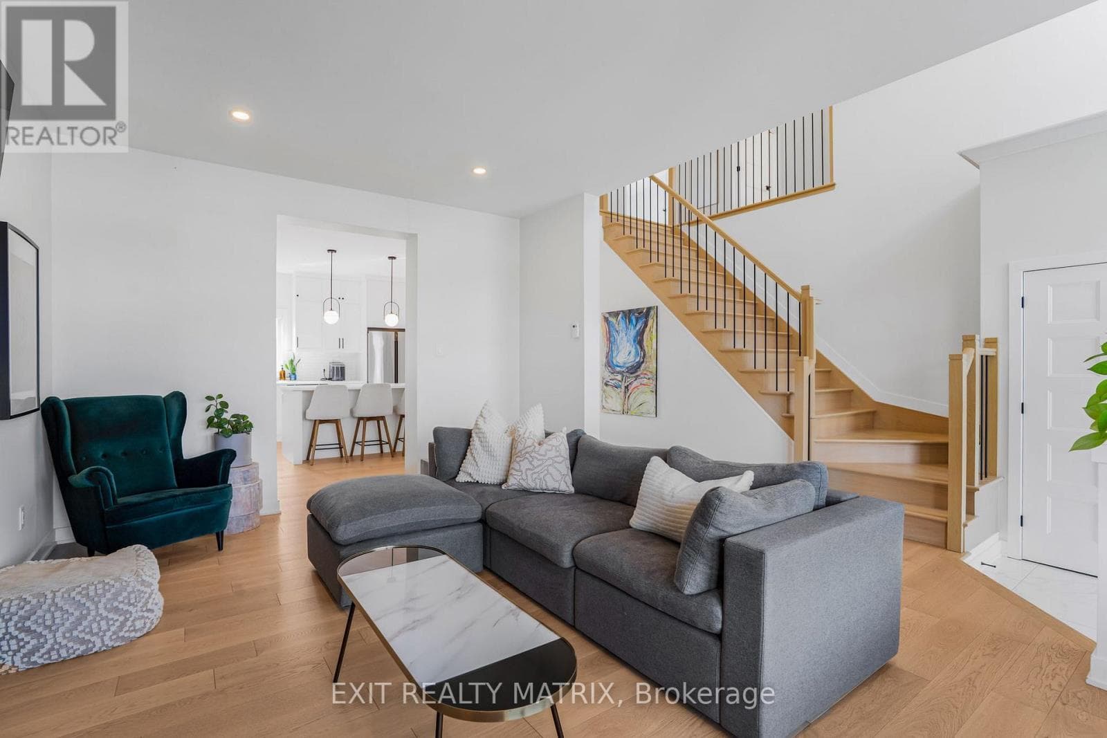 1144 AVIGNON STREET photo 3