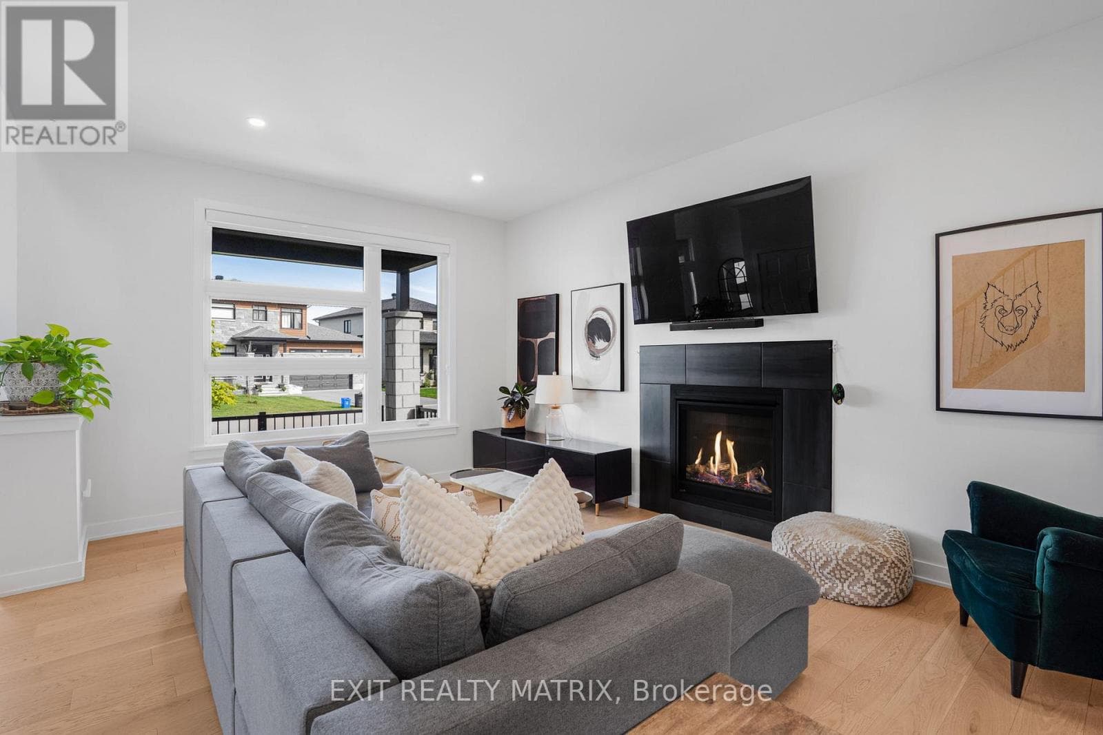 1144 AVIGNON STREET photo 4