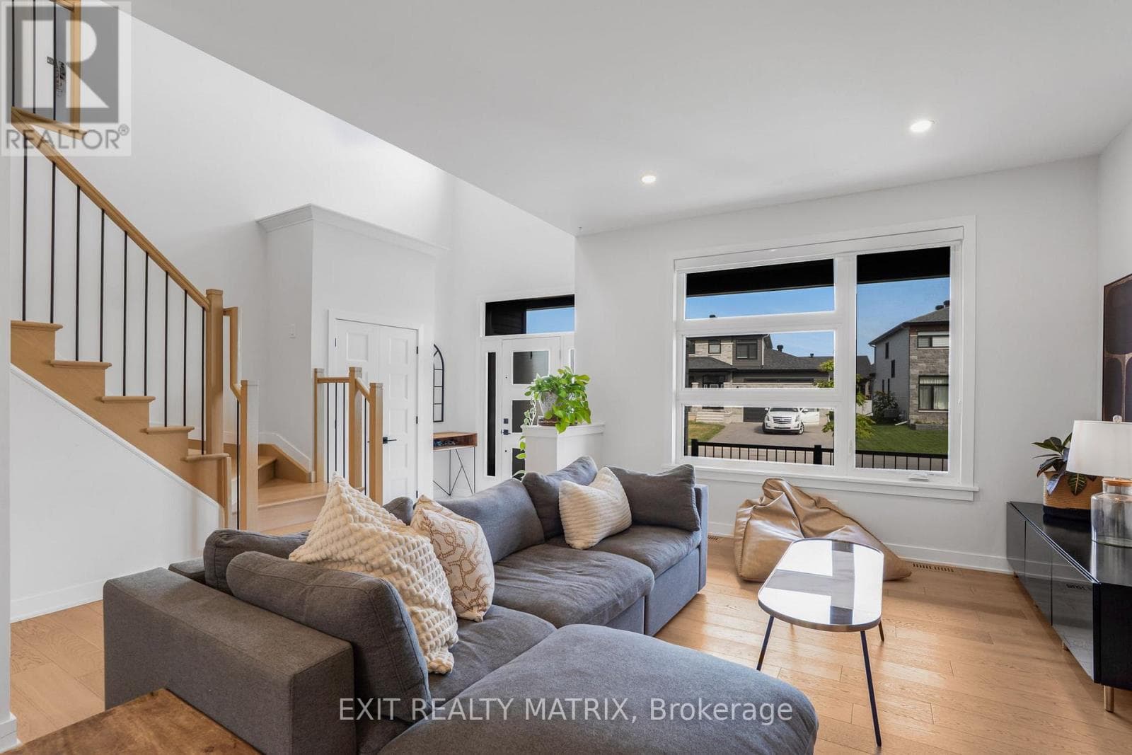 1144 AVIGNON STREET photo 5