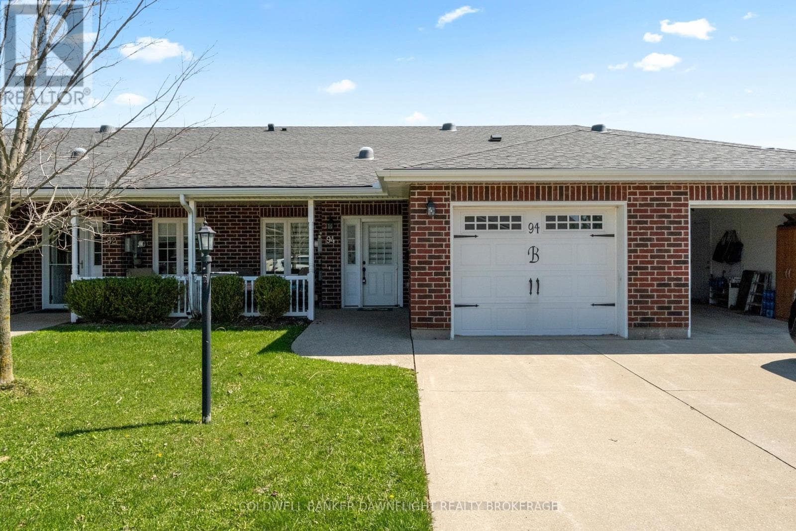 2 bed 2 bath single family at 94 REDFORD DRIVE — $369,900