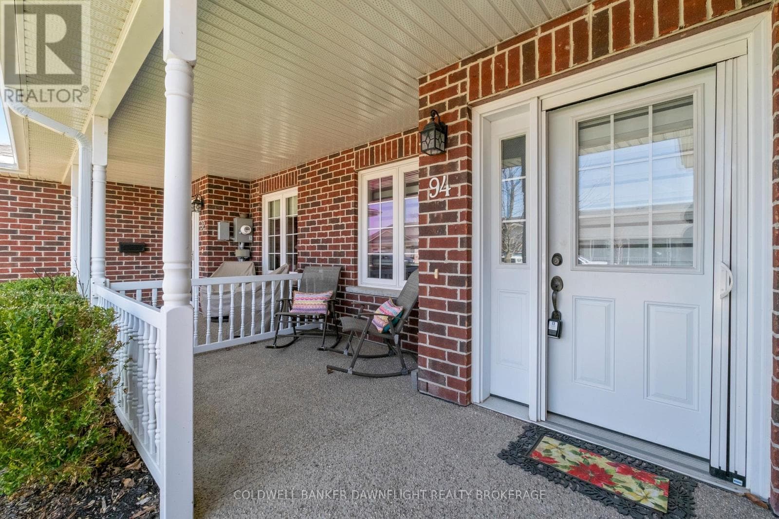 94 REDFORD DRIVE photo 3