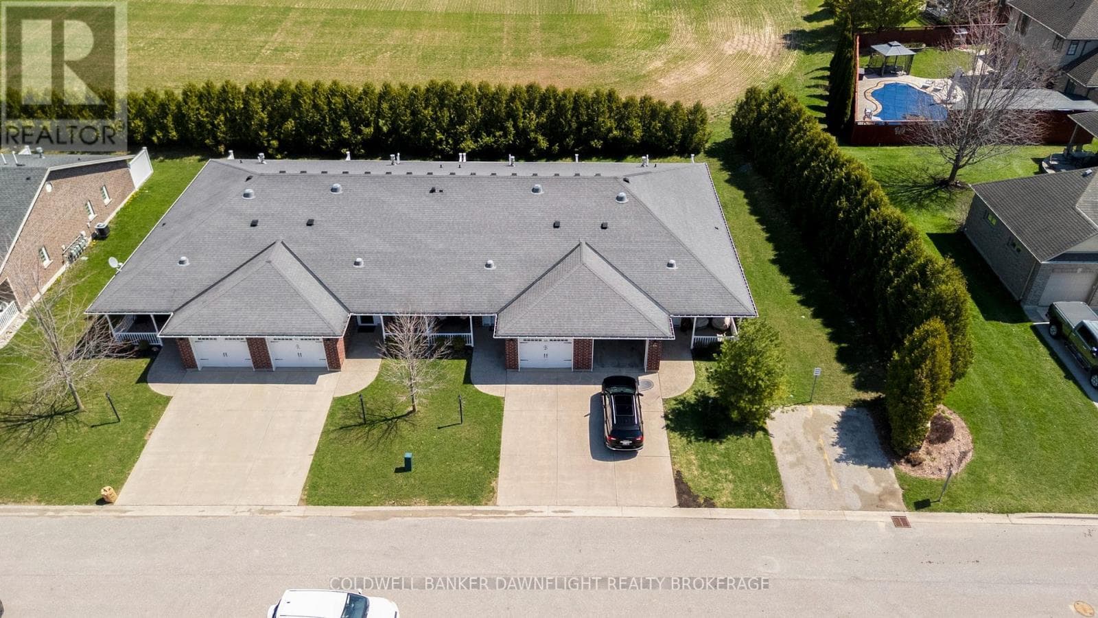 94 REDFORD DRIVE photo 4