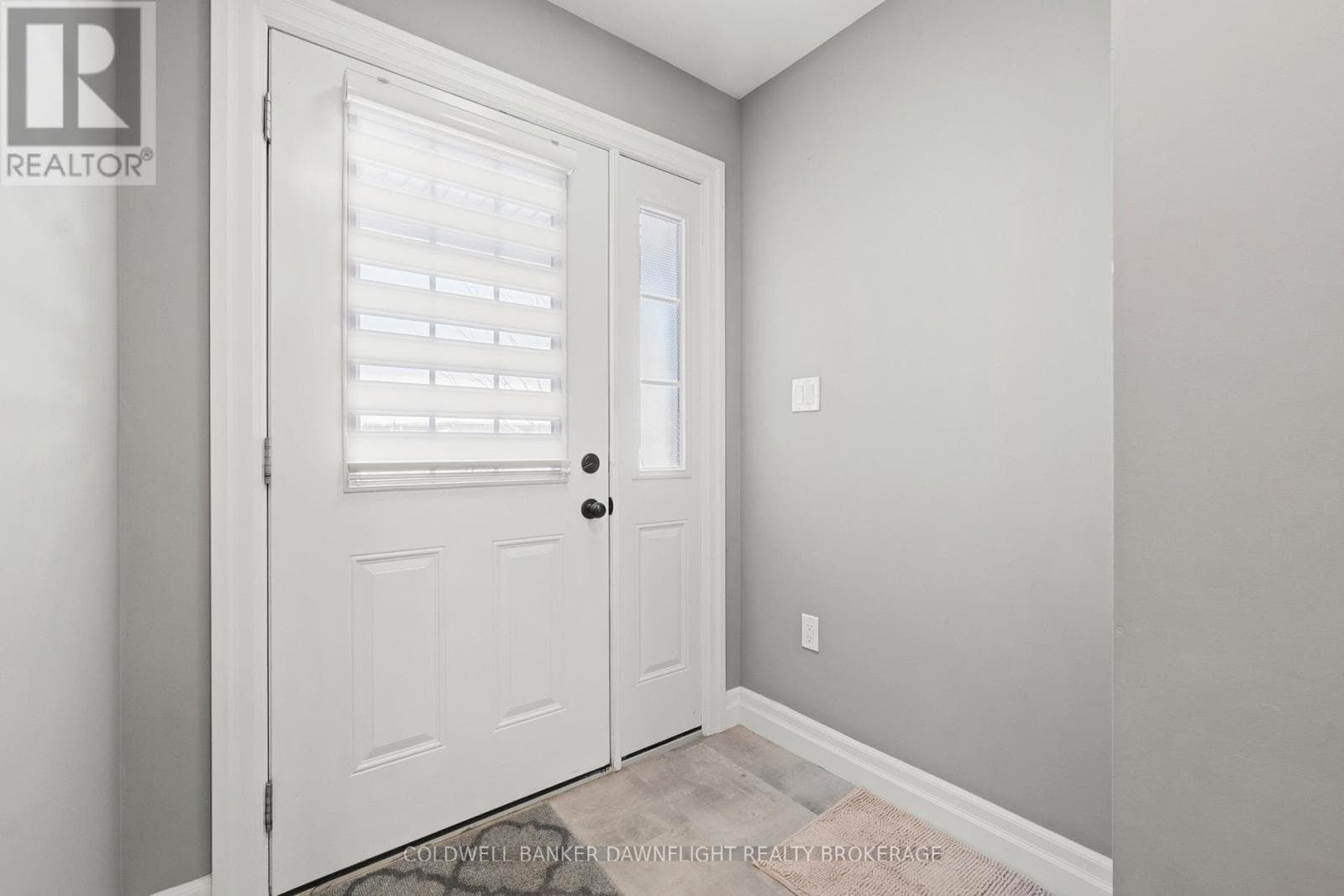 94 REDFORD DRIVE photo 5