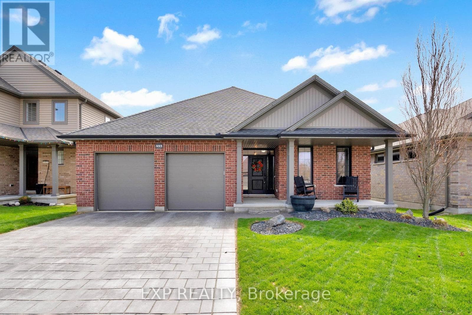 3 bed 3 bath single family at 493 BENNETT CRESCENT — $809,900