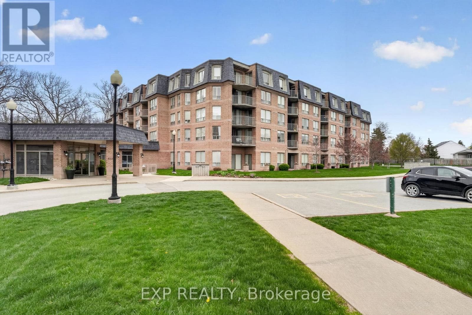 301 - 8111 FOREST GLEN DRIVE photo 2