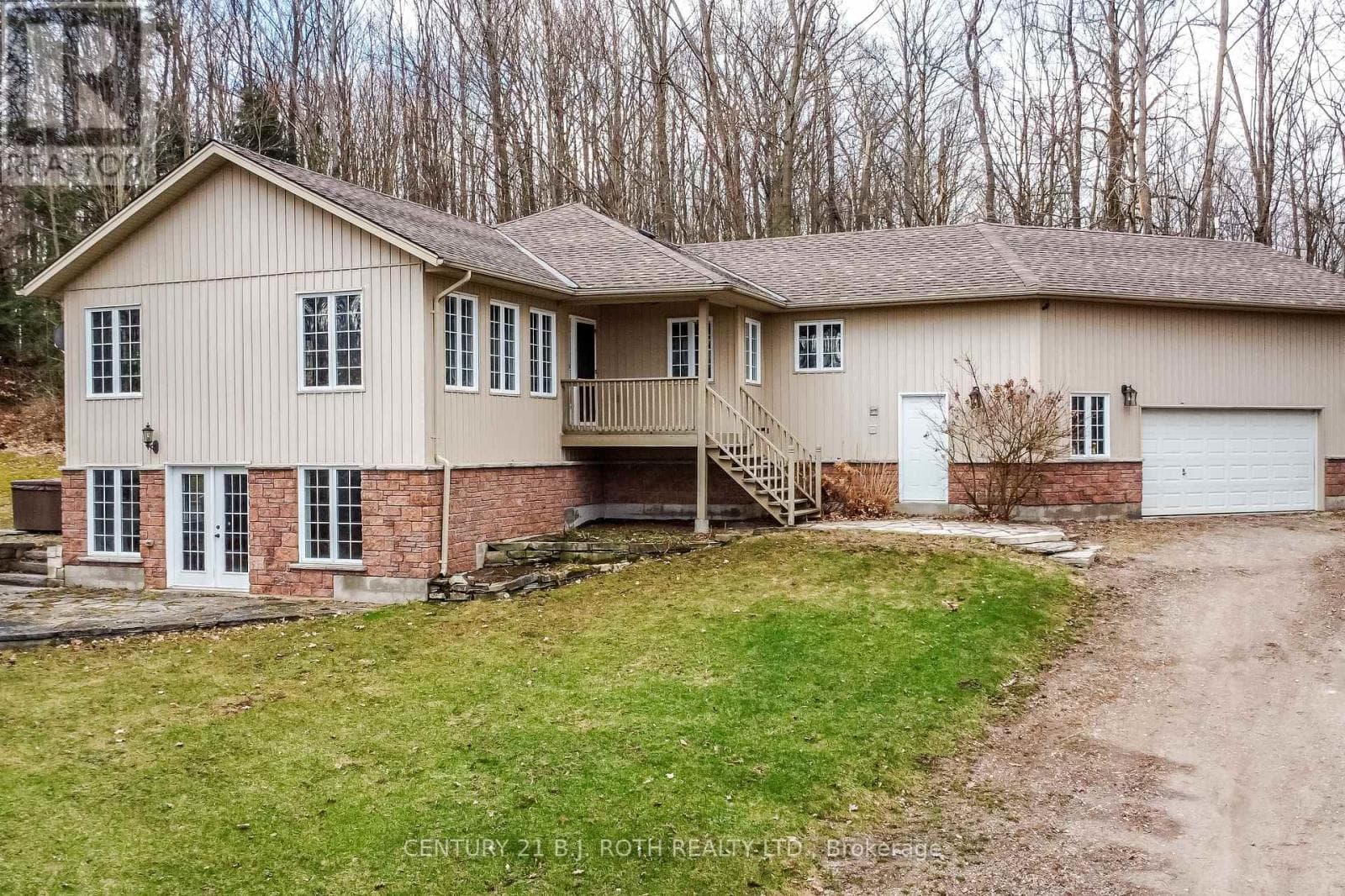 5 bed 3 bath single family at 4927 25 SIDE ROAD — $1,049,990