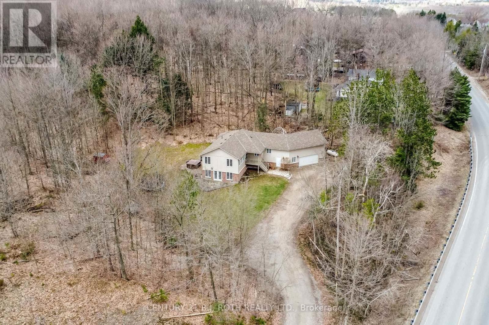 4927 25 SIDE ROAD photo 2