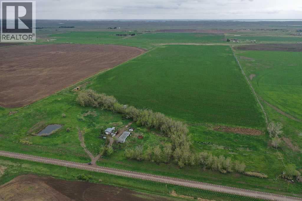 173030 Hwy 875 photo 3
