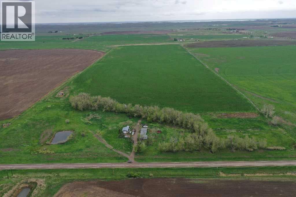 173030 Hwy 875 photo 2