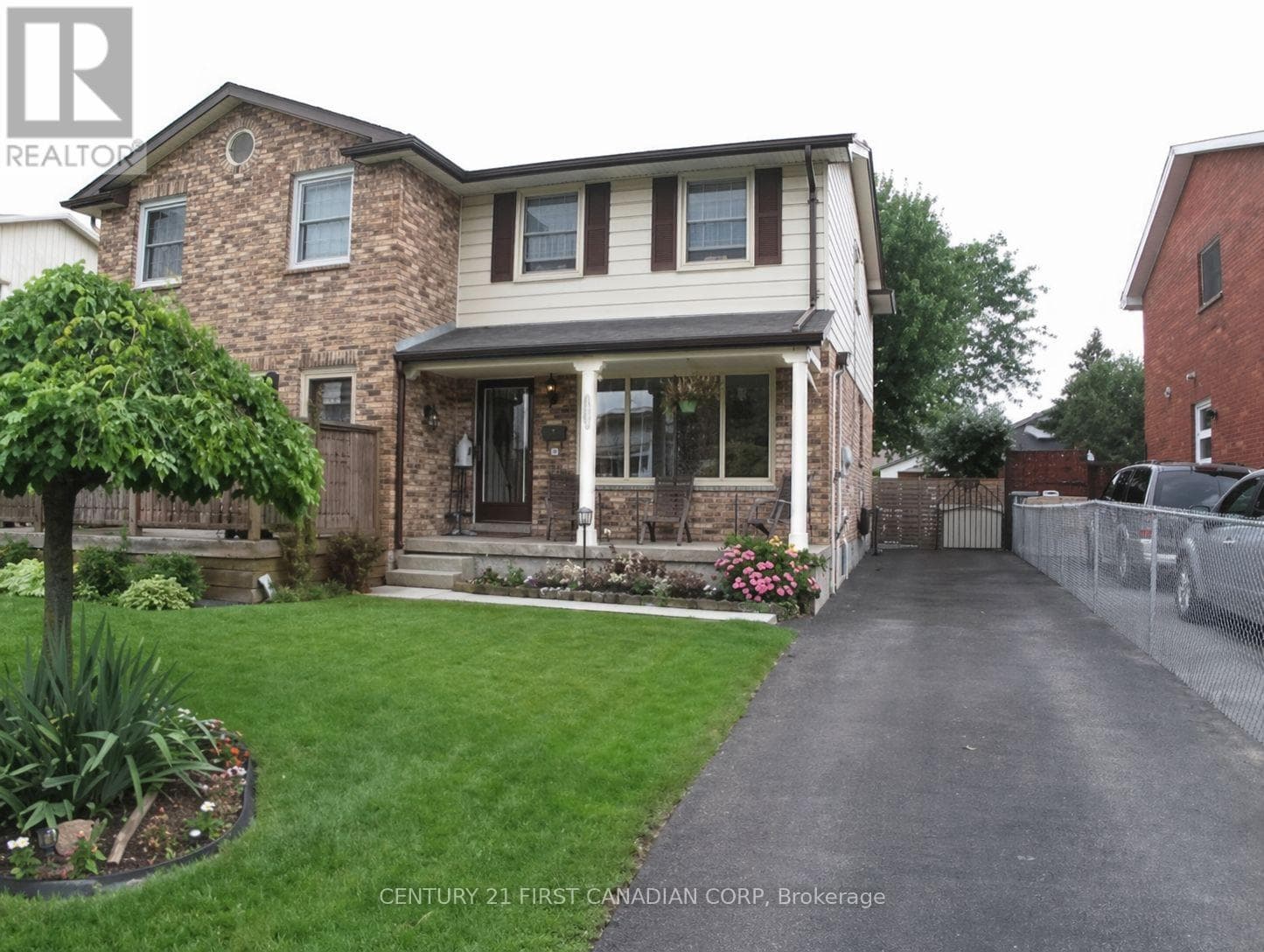 3 bed 3 bath single family at 122 GARLAND LANE — $499,900