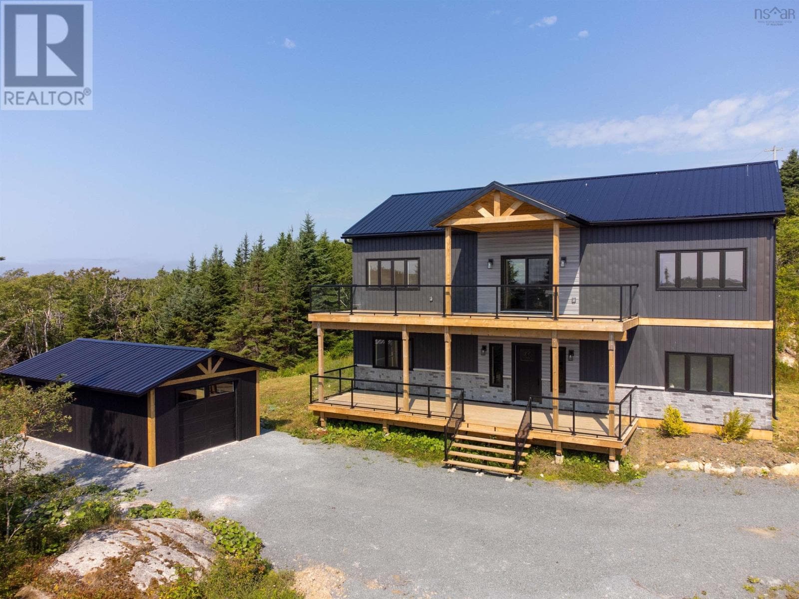 4 bed 4 bath single family at 1605 Terence Bay Road — $749,900