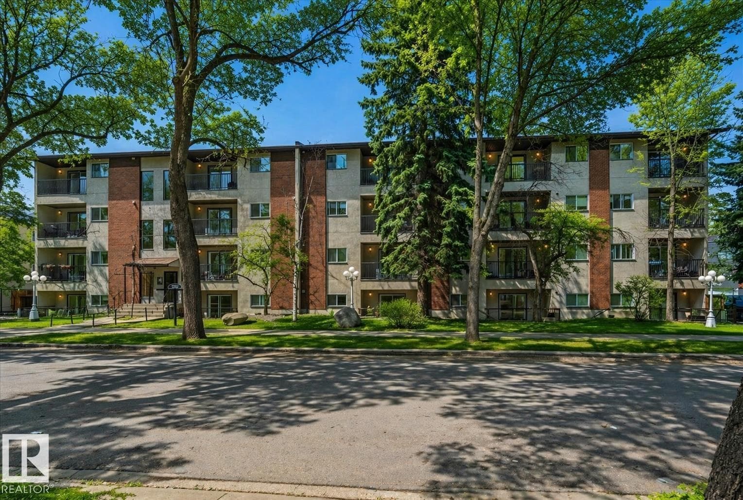 1 bed 1 bath single family at #308 10520 80 AV NW — $199,900
