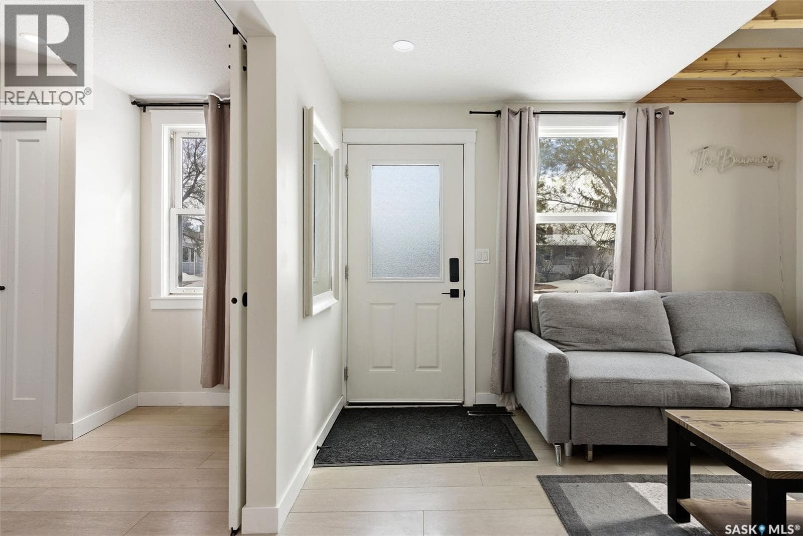 358 St John STREET — photo 3