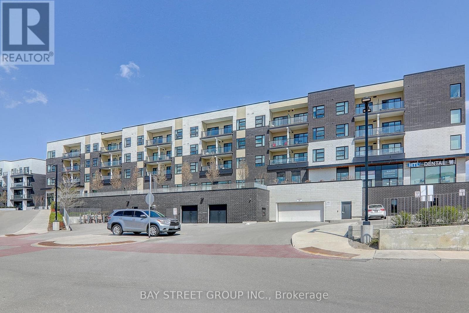 348 - 555 WILLIAM GRAHAM DRIVE photo 2