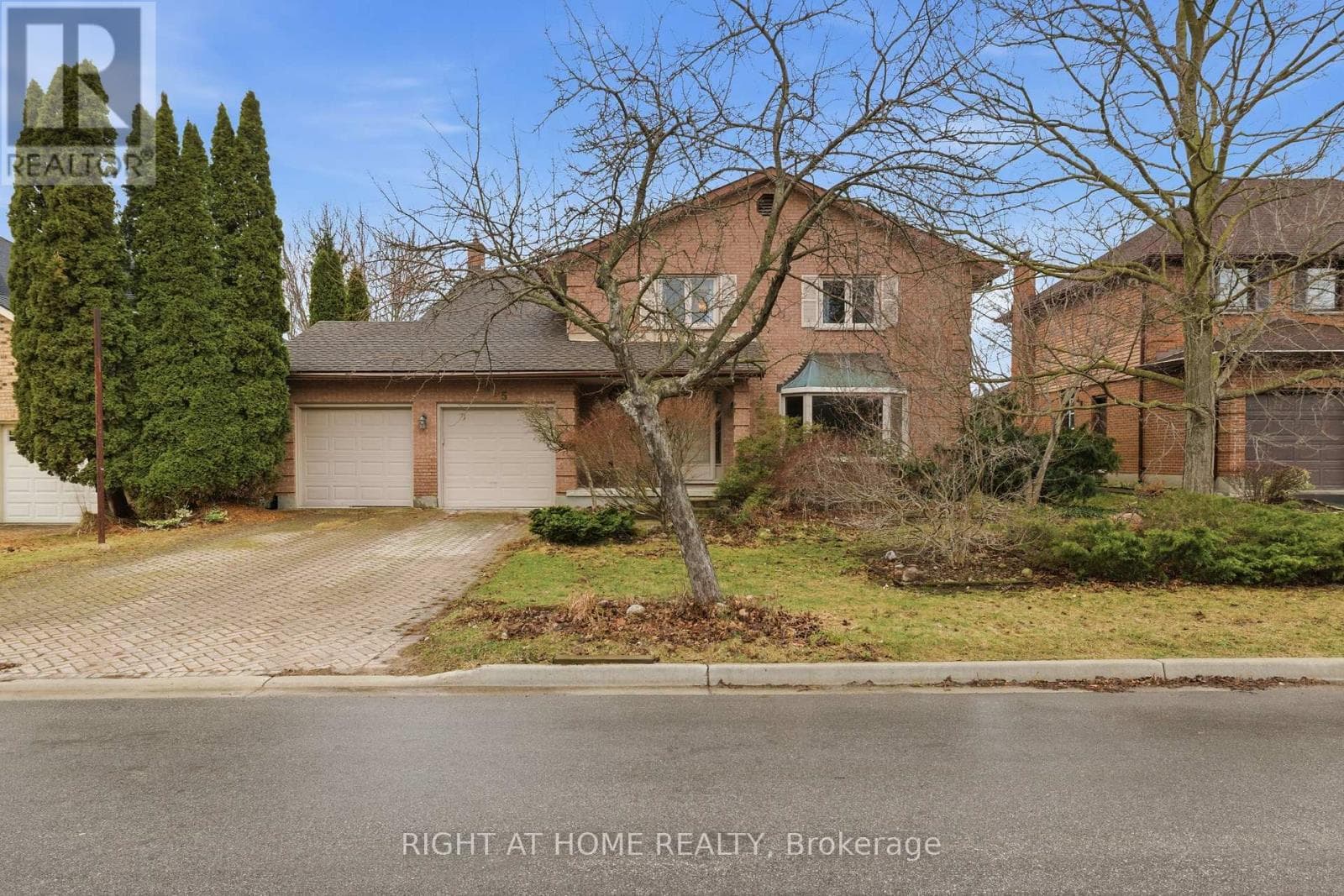 495 JEFFREYBROOK CLOSE photo 2