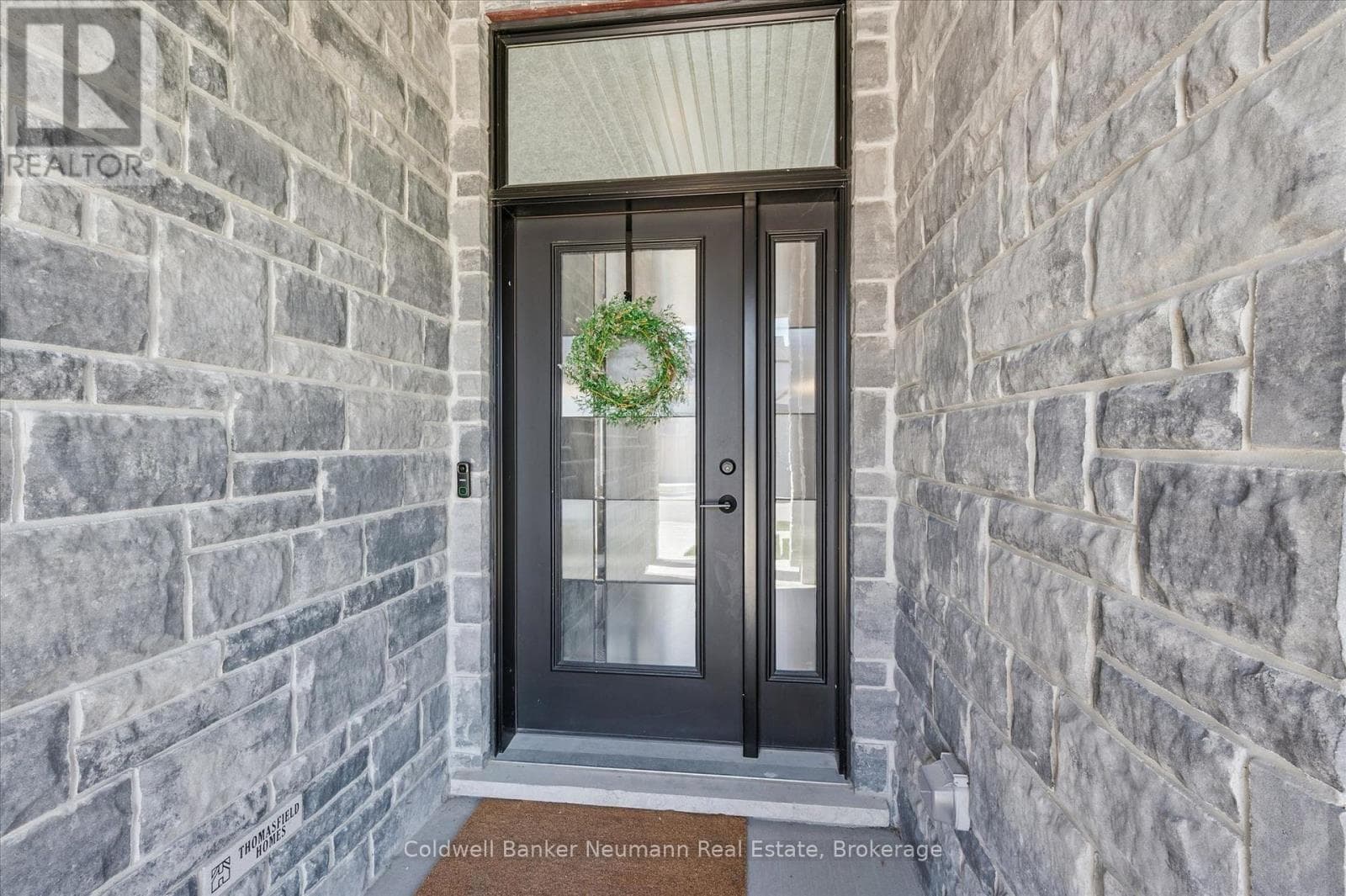 74 GELLERT DRIVE photo 3