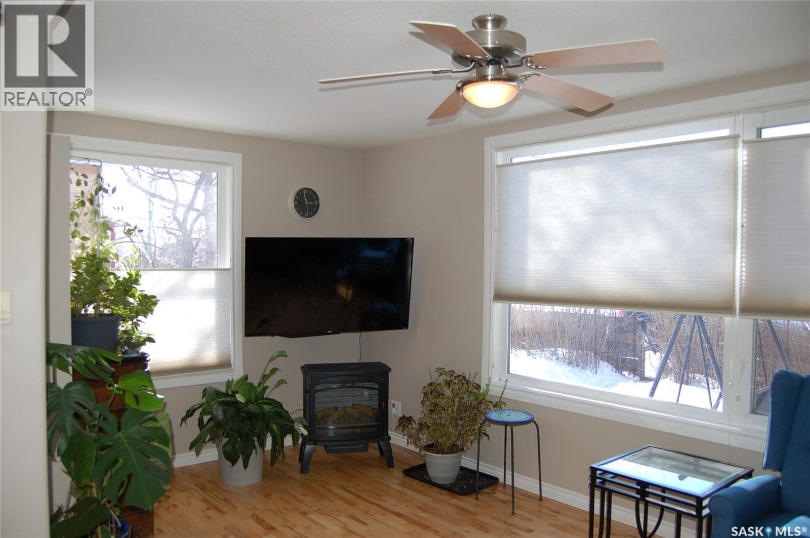 1821 Connaught STREET — photo 4