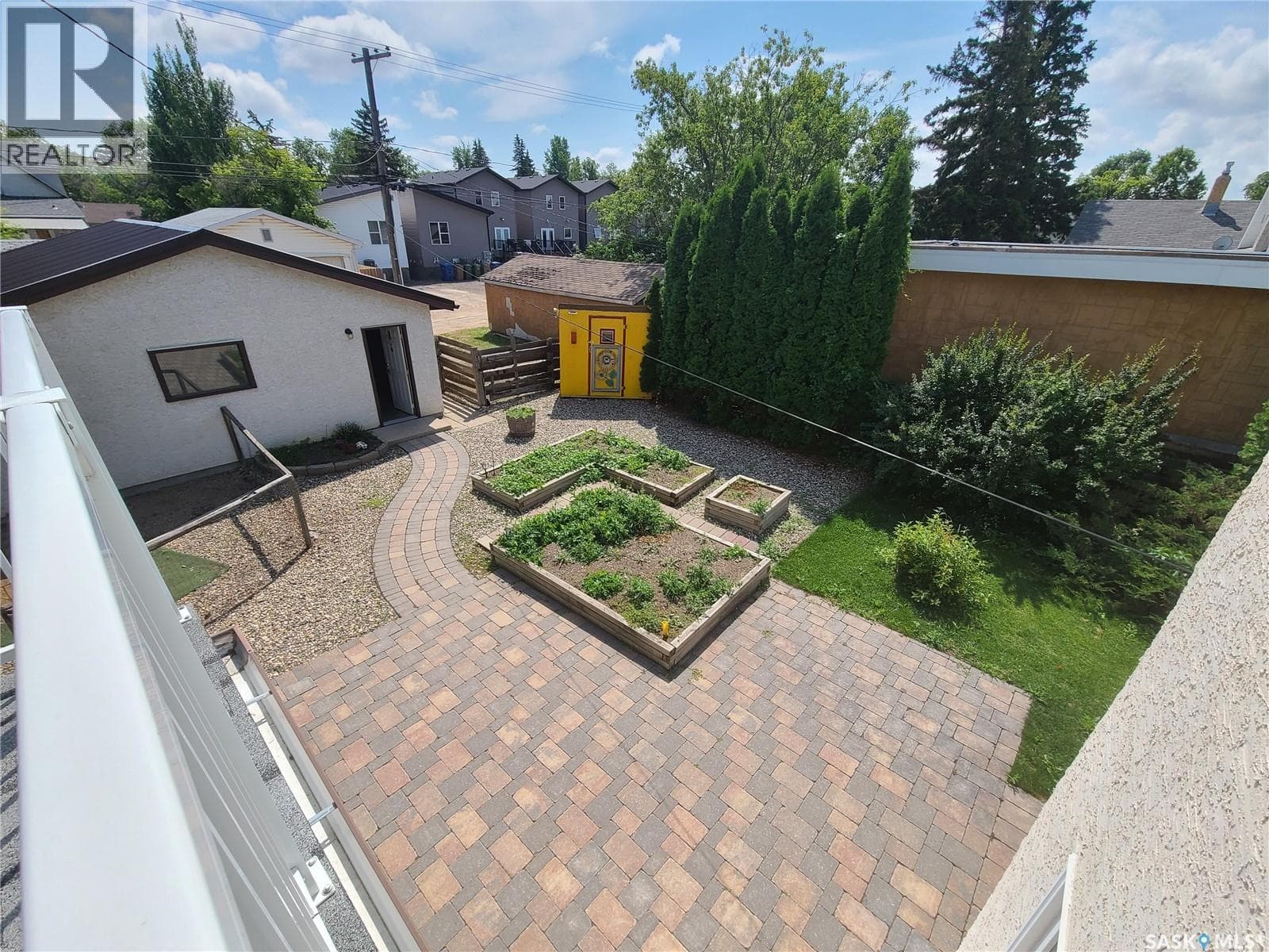 1821 Connaught STREET — photo 3