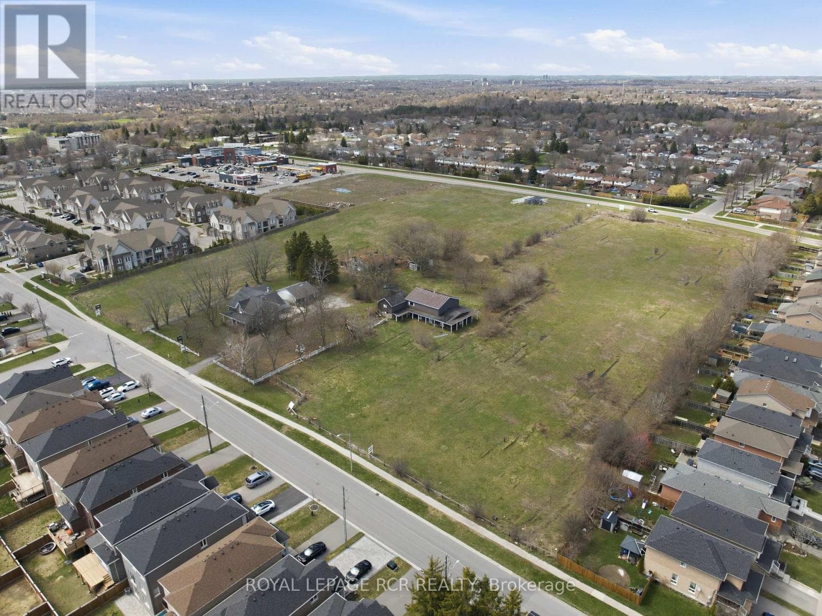 1440 GORD VINSON AVENUE photo 2