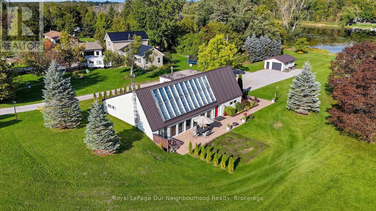 9 COLUMBUS STREET S photo 4