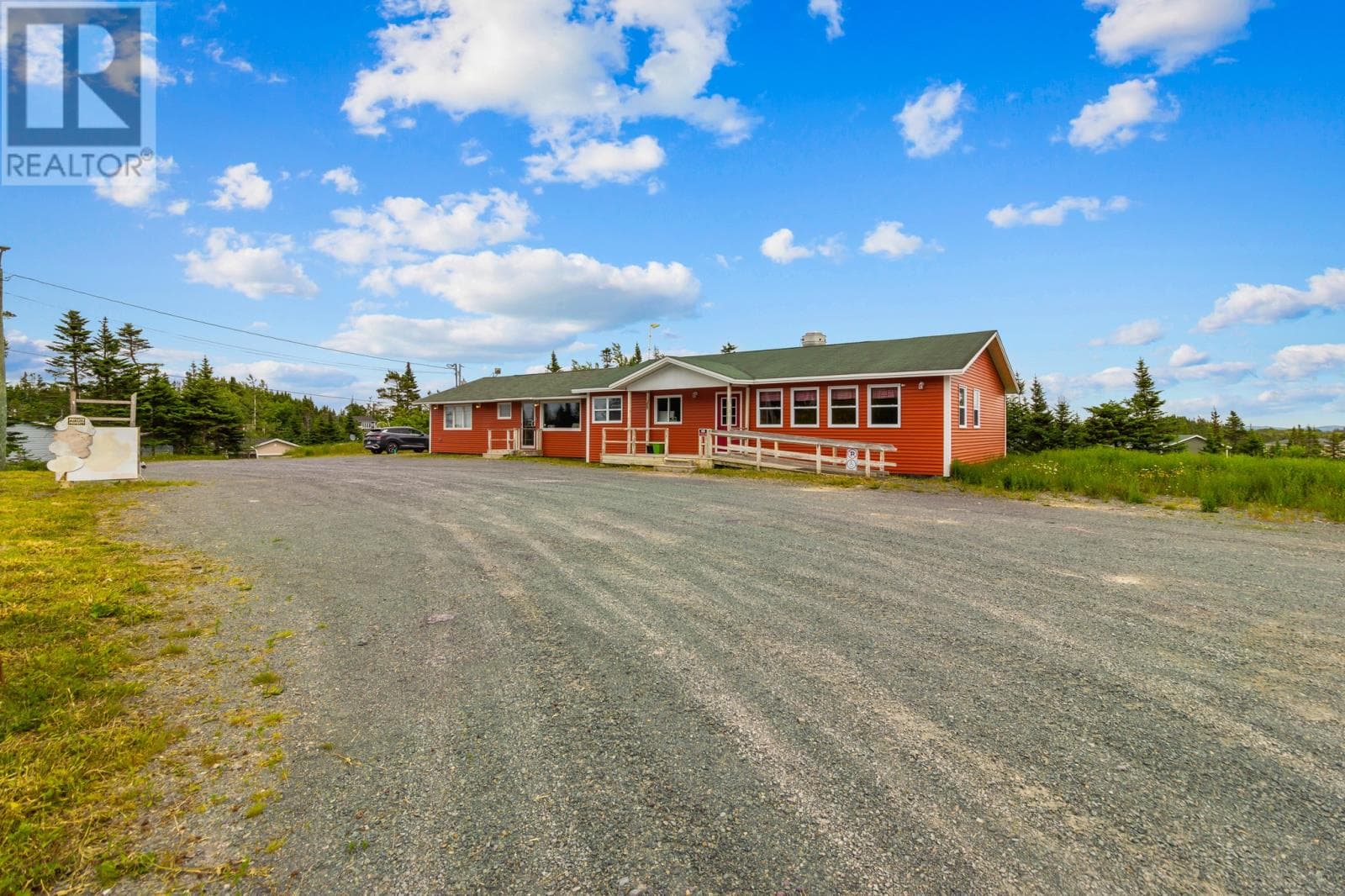 546 Salmonier Line photo 2