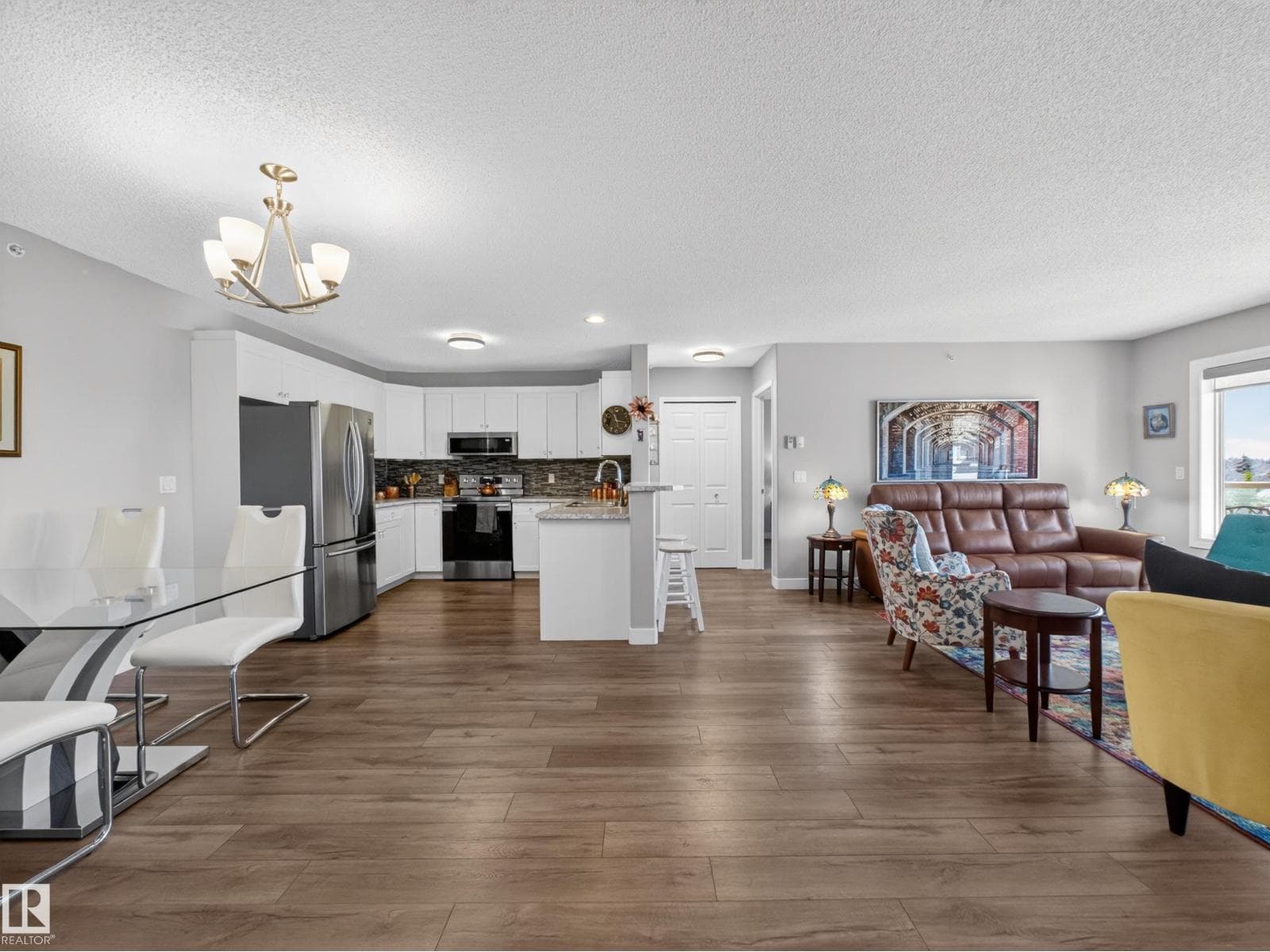 #415 70 CRYSTAL LN photo 2