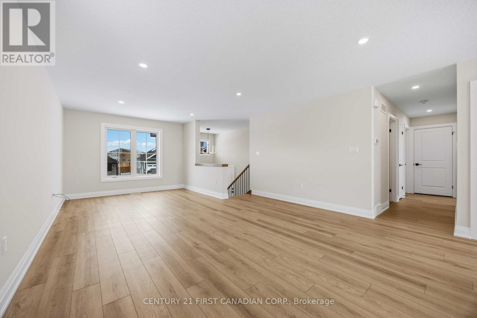 639 KETTER WAY photo 5