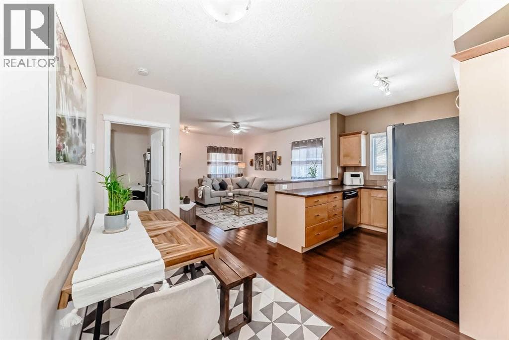 4410, 31 Country Village Manor NE photo 3