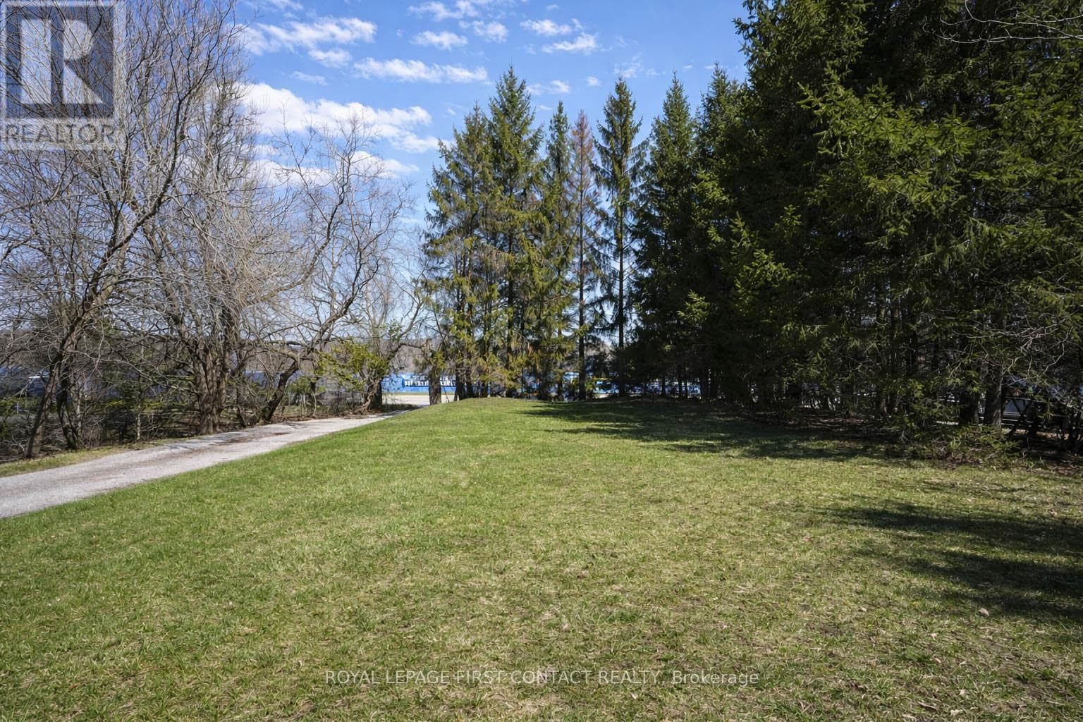 9 LITTLE LAKE DRIVE photo 3