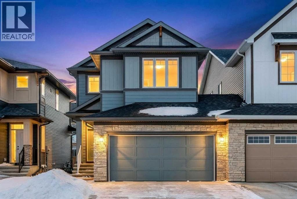 3 bed 3 bath single family at 53 Creekside Passage SW — $679,900