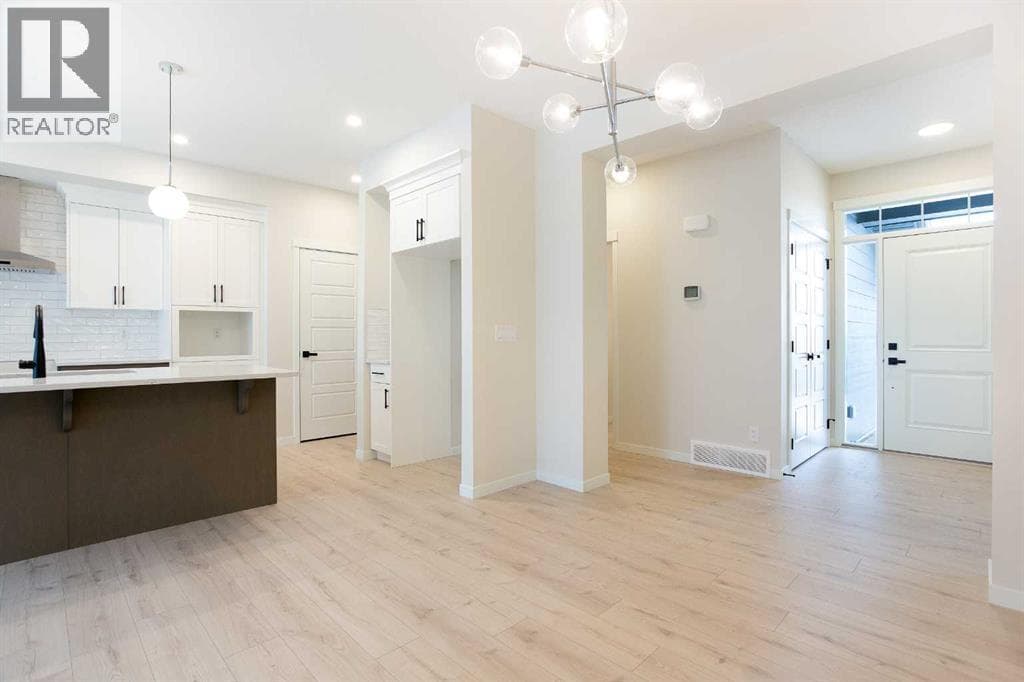 53 Creekside Passage SW photo 4