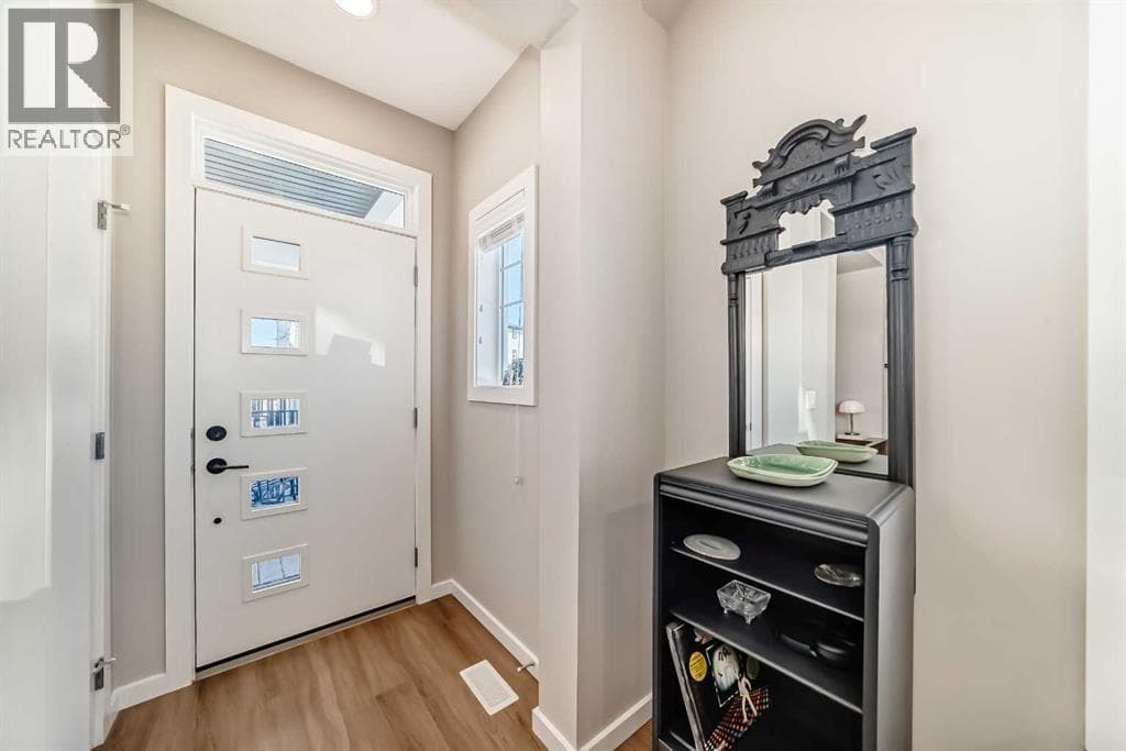 277 Lucas Avenue NW photo 2