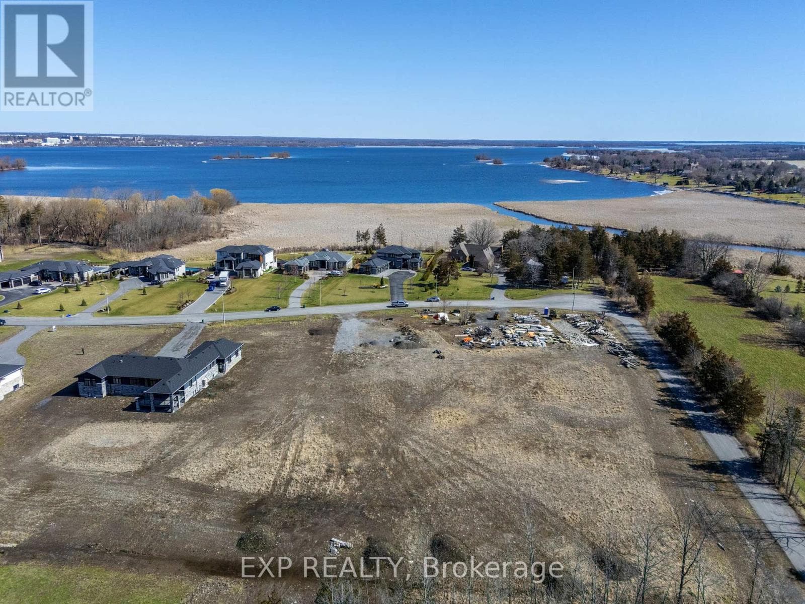 92 NAVIGATION DRIVE photo 4