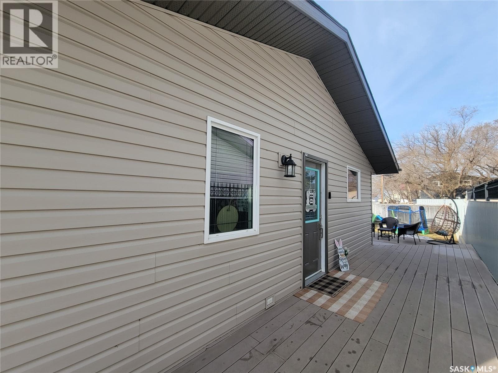 4702 Leader STREET photo 3