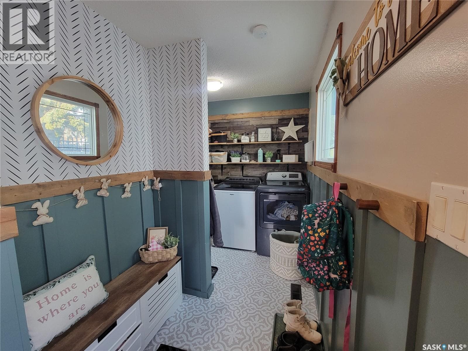 4702 Leader STREET photo 4